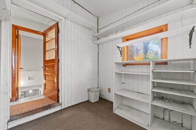 5 Anderson St, Peabody, MA 01960