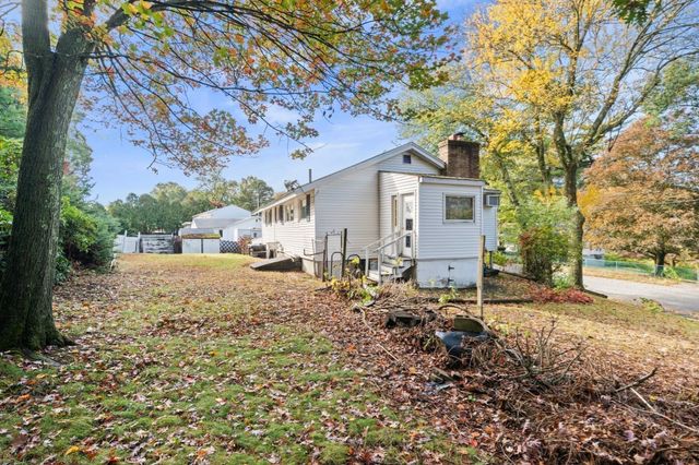 5 Anderson St, Peabody, MA 01960