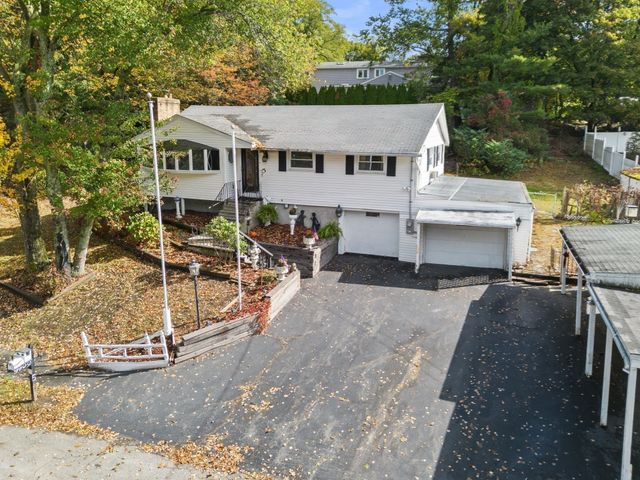 5 Anderson St, Peabody, MA 01960