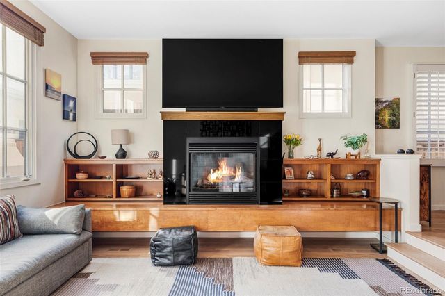 6 S Madison Street, Denver, CO 80209