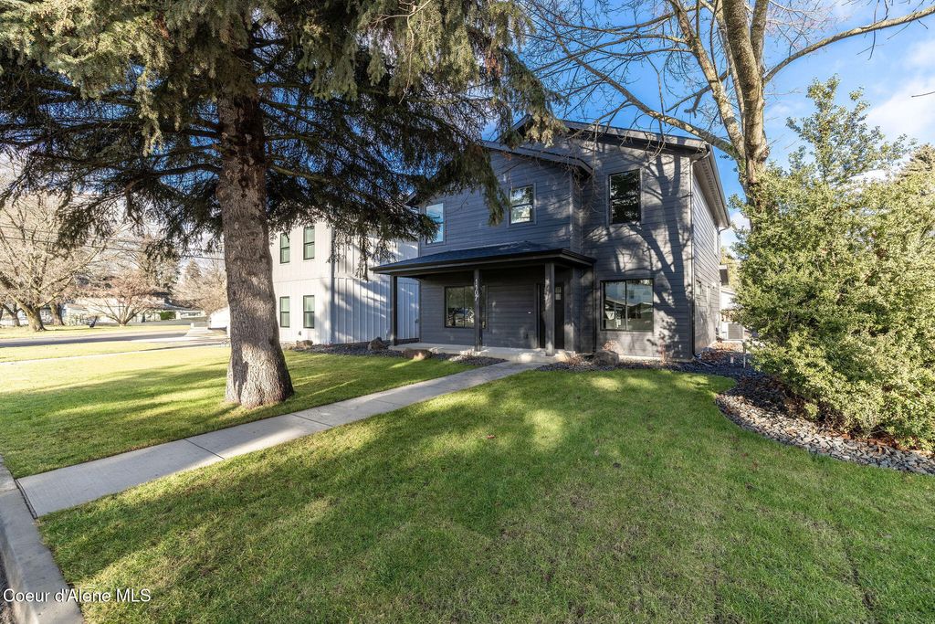 1107 E ST MARIES AVE, Coeur D'alene, ID 83814