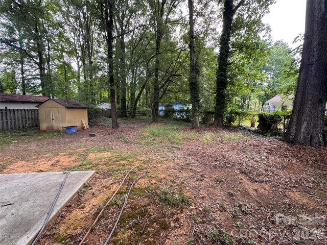 4509 Gaynelle Drive, Charlotte, NC 28215
