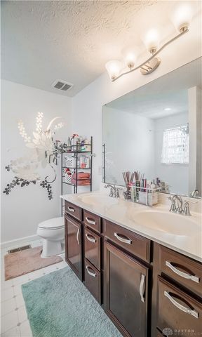 512 Reading Road, Dayton, OH 45404