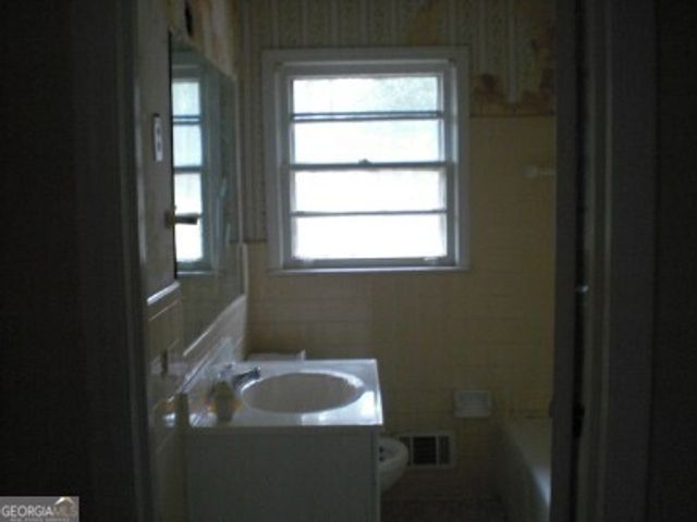 1967 Janet Lane, Decatur, GA 30035