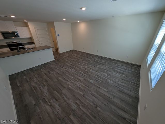 7388 Joanna Brook Street, North Las Vegas, NV 89084