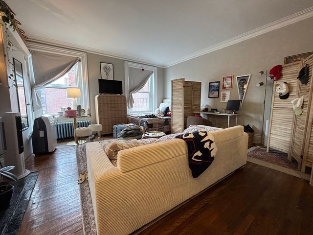 98 Charles St. 12A, Boston, MA 02114