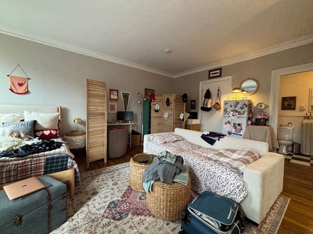 98 Charles St. 12A, Boston, MA 02114