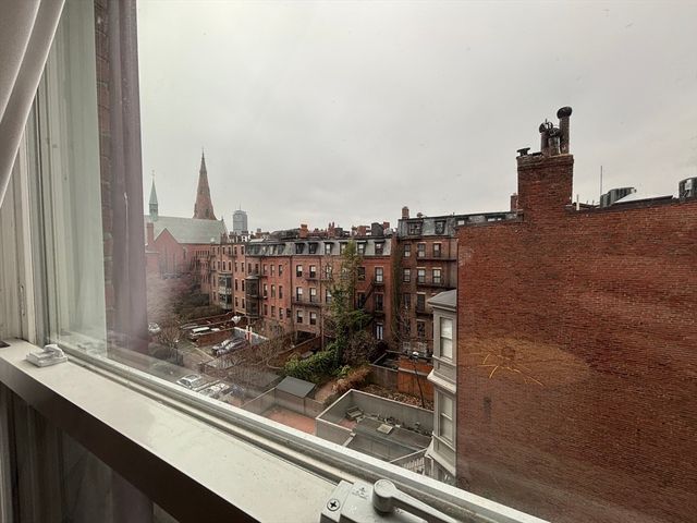 98 Charles St. 12A, Boston, MA 02114