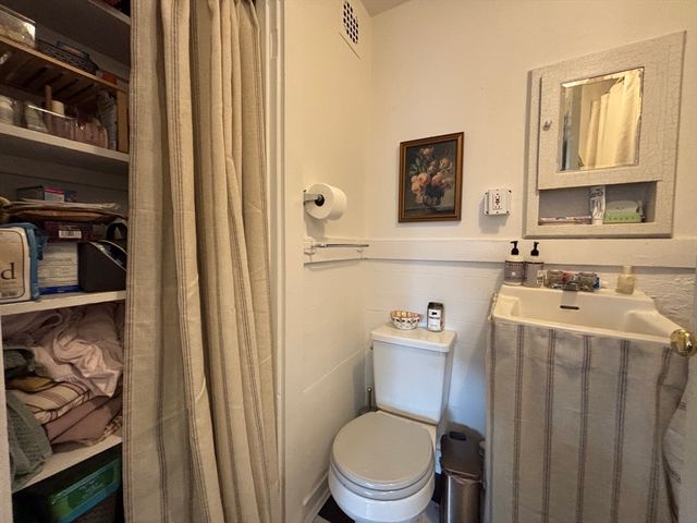 98 Charles St. 12A, Boston, MA 02114