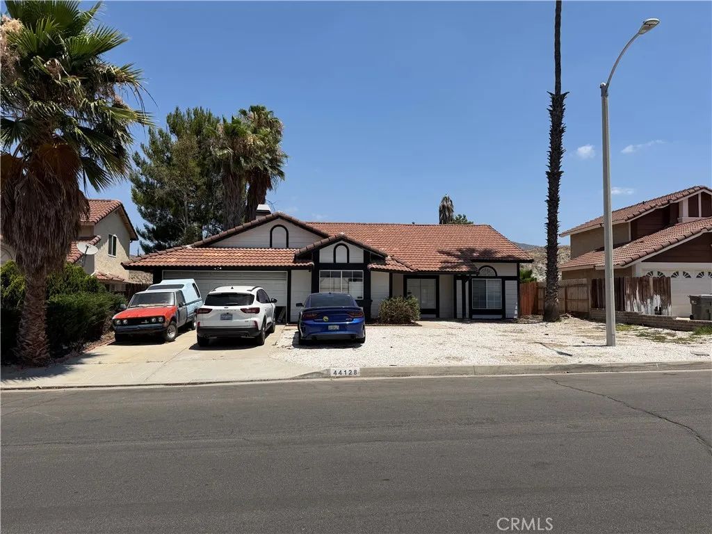 44128 Galicia, Hemet, CA 92544