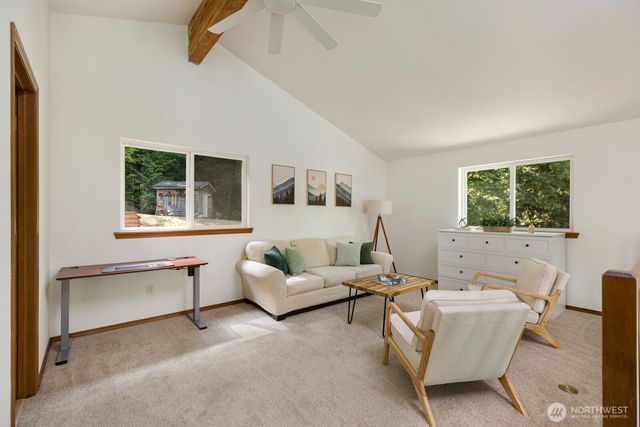 1620 W Cushman Ridge Road, Hoodsport, WA 98563