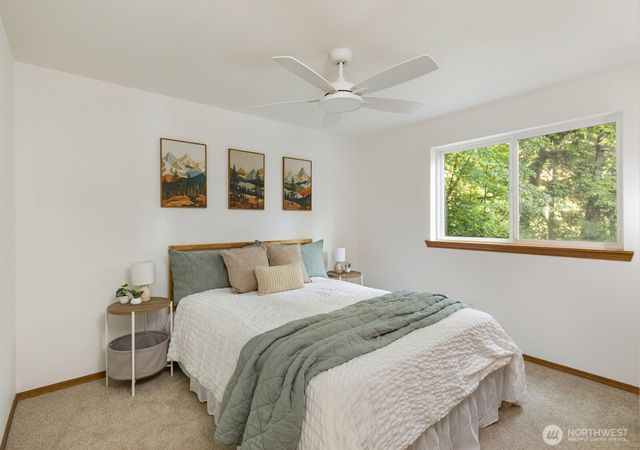 1620 W Cushman Ridge Road, Hoodsport, WA 98563