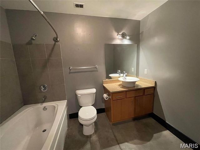 1113 Washington Avenue 512, St Louis, MO 63101