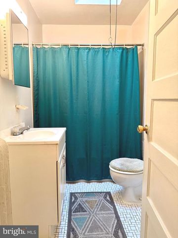 549 LITTLECROFT RD, Upper Darby, PA 19082