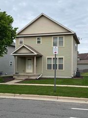 3805 Stonebridge Drive, Madison, WI 53719