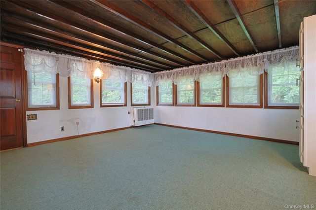 60 Gerardine Place, New City, NY 10956