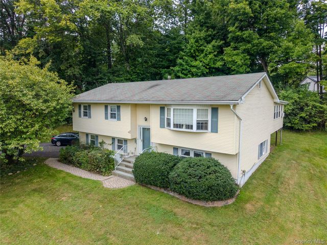 60 Gerardine Place, New City, NY 10956