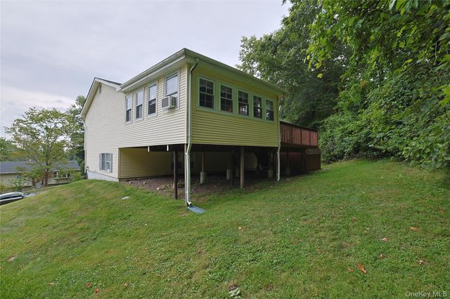 60 Gerardine Place, New City, NY 10956