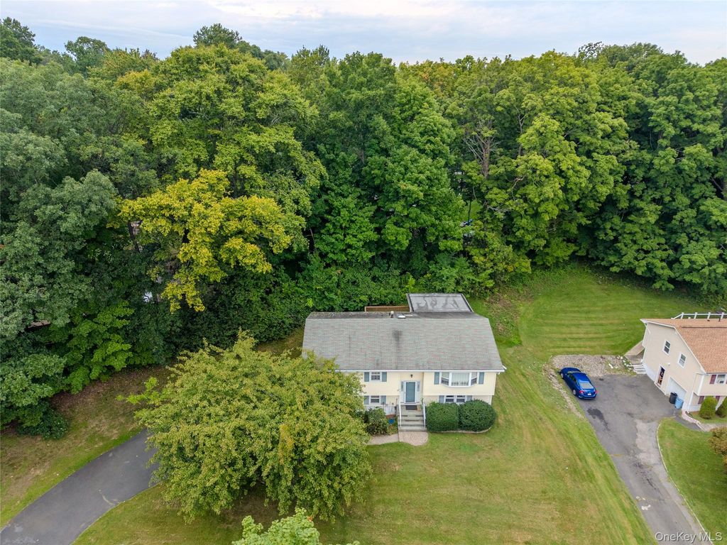 60 Gerardine Place, New City, NY 10956 — photo 4