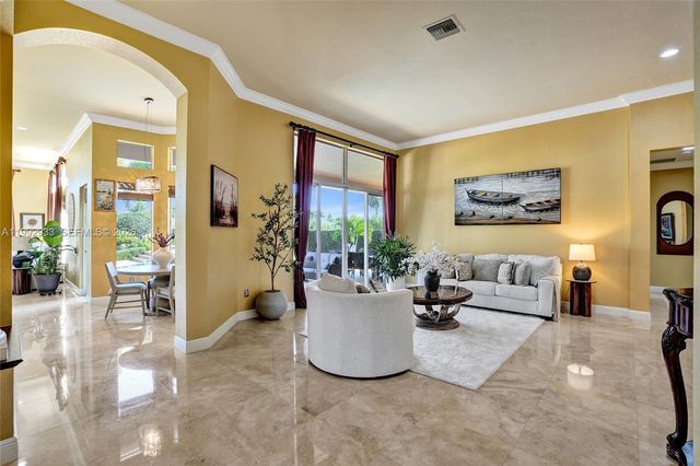 14957 SW 34th St, Davie, FL 33331