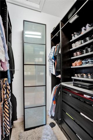 14957 SW 34th St, Davie, FL 33331