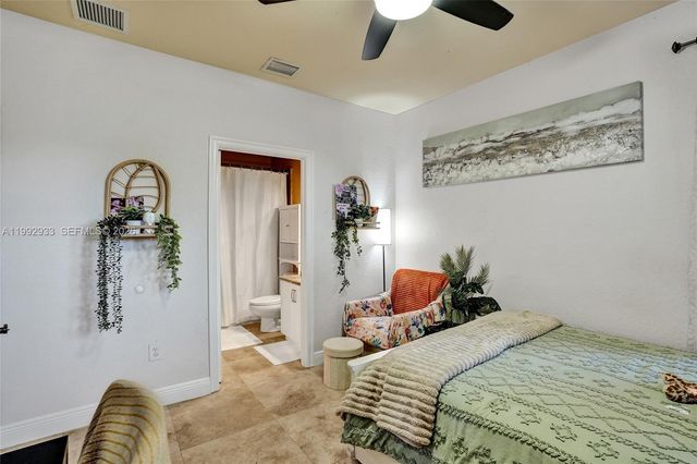 14957 SW 34th St, Davie, FL 33331