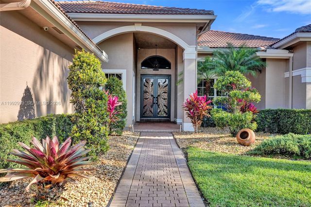 14957 SW 34th St, Davie, FL 33331