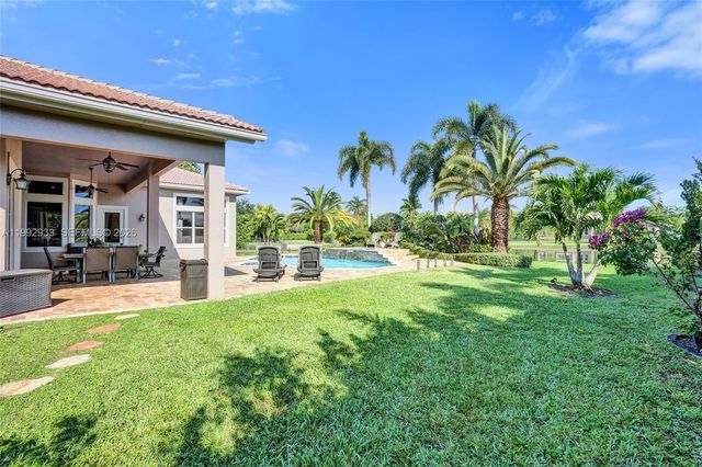 14957 SW 34th St, Davie, FL 33331