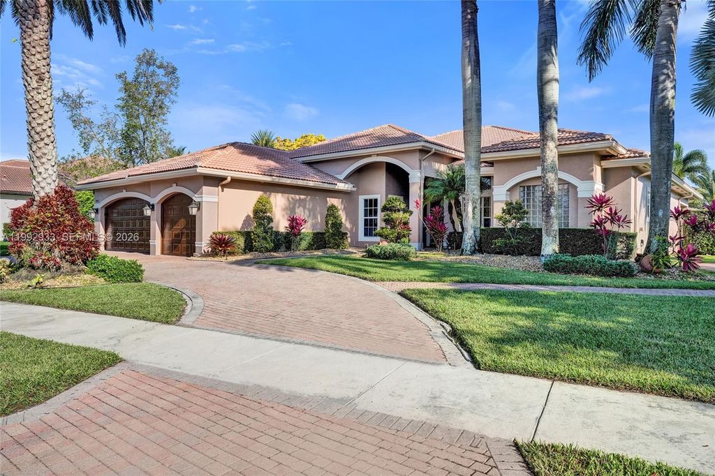 14957 SW 34th St, Davie, FL 33331