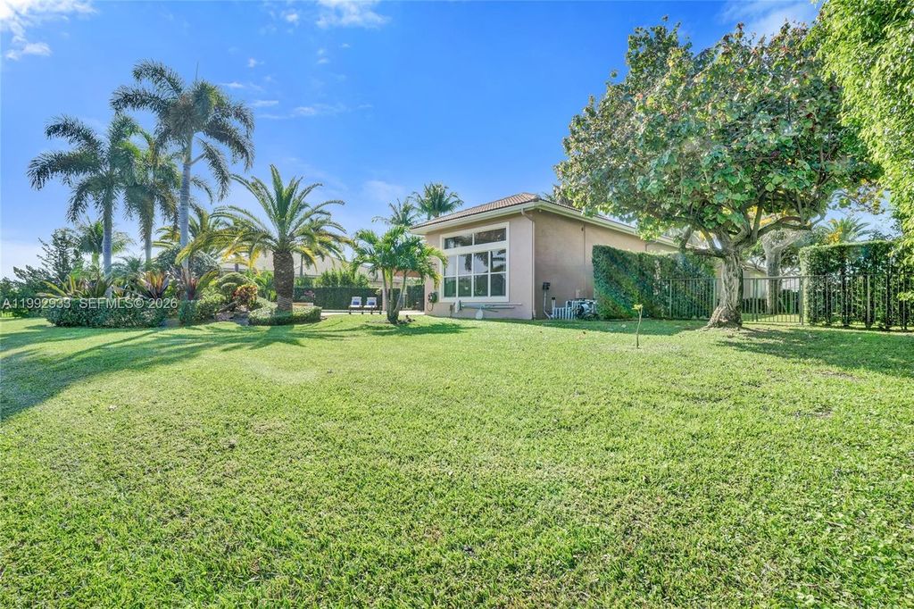 Image 69 of property listing at 14957 SW 34th St, Davie, FL 33331