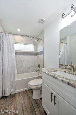 1137 SW 2nd ST, Cape Coral, FL 33991