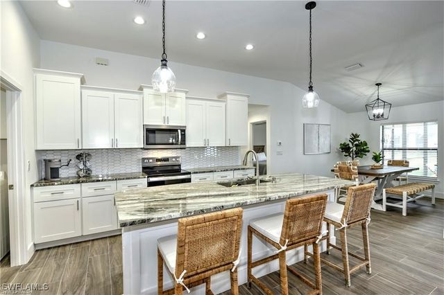 1137 SW 2nd ST, Cape Coral, FL 33991