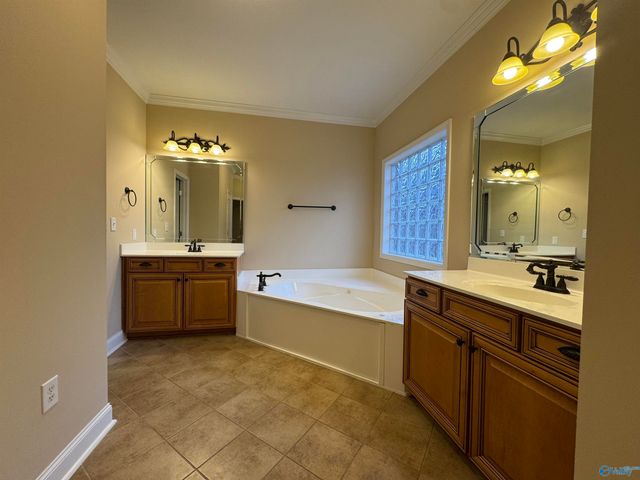 2275 Towne Park Drive, Huntsville, AL 35803