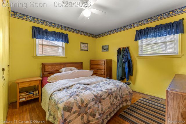 8245 N Hubbard Street, Westland, MI 48185