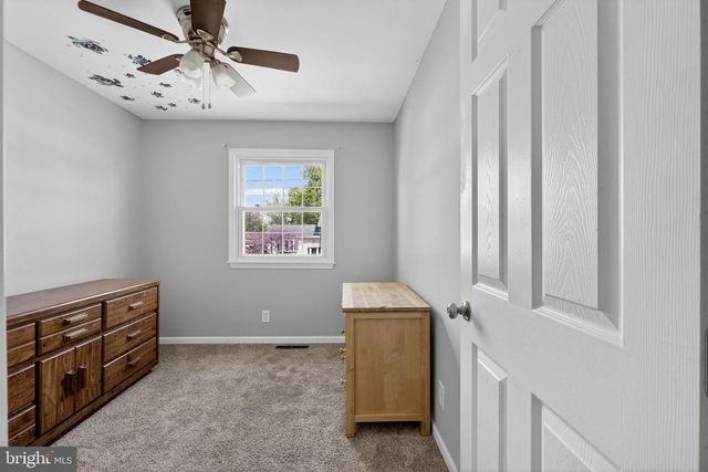 300 FAIRMOUNT AVE, Blackwood, NJ 08012