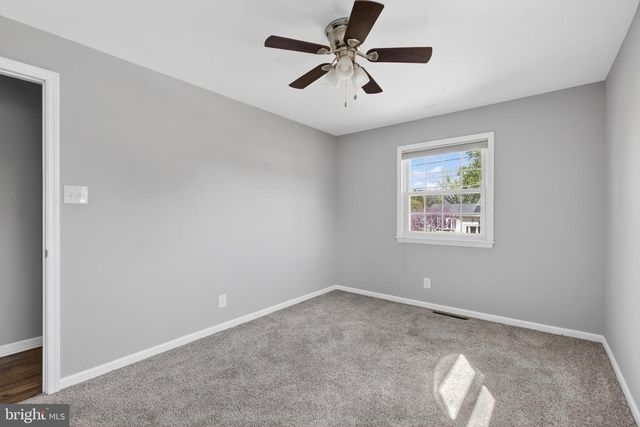 300 FAIRMOUNT AVE, Blackwood, NJ 08012