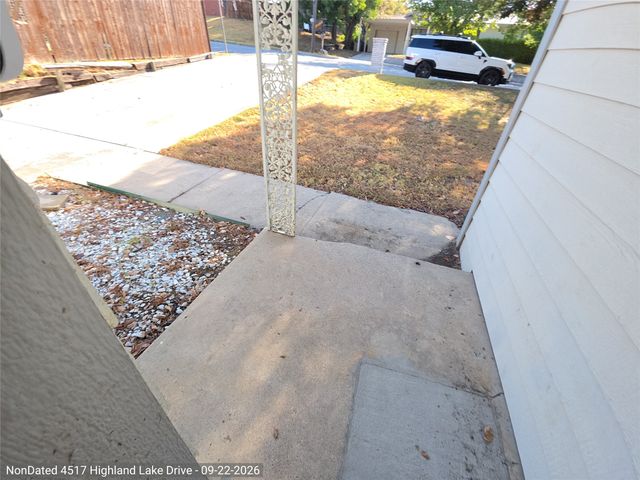 4517 Highland Lake Drive, Lake Worth, TX 76135