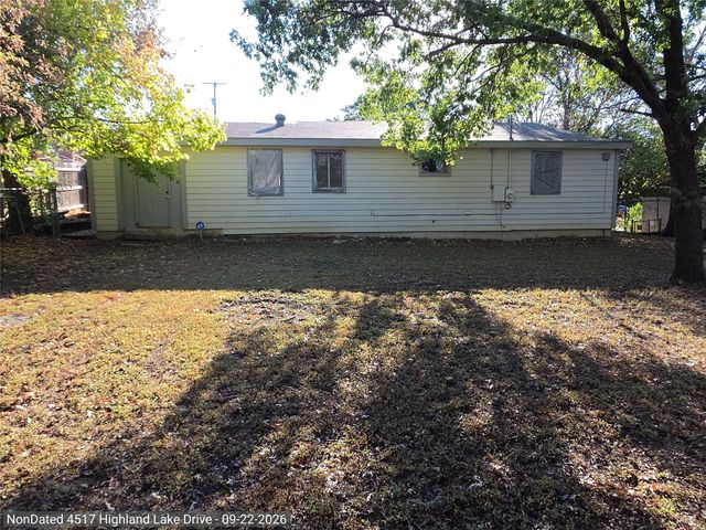 4517 Highland Lake Drive, Lake Worth, TX 76135