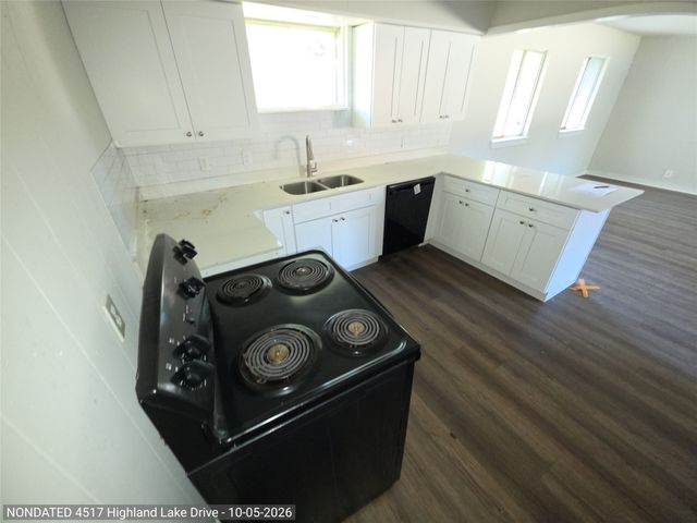 4517 Highland Lake Drive, Lake Worth, TX 76135