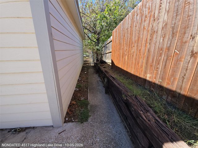 4517 Highland Lake Drive, Lake Worth, TX 76135