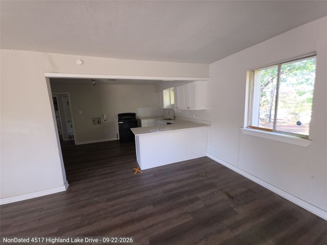 4517 Highland Lake Drive, Lake Worth, TX 76135