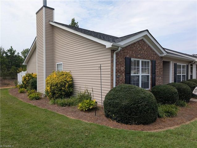 1008 Chesapeake Lane, Archdale, NC 27263