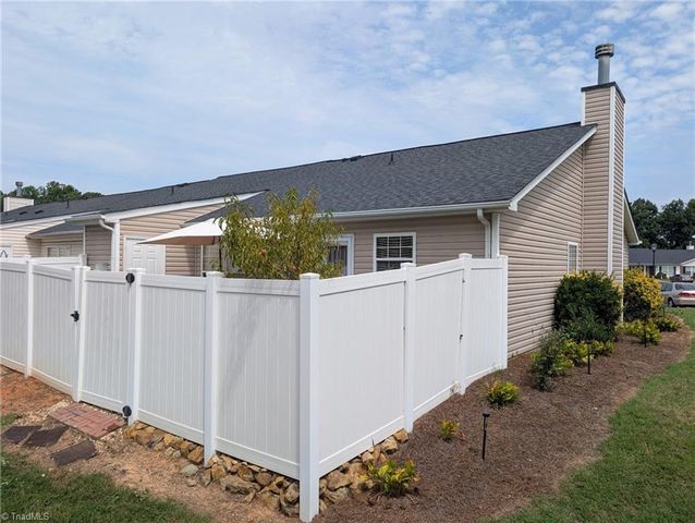 1008 Chesapeake Lane, Archdale, NC 27263