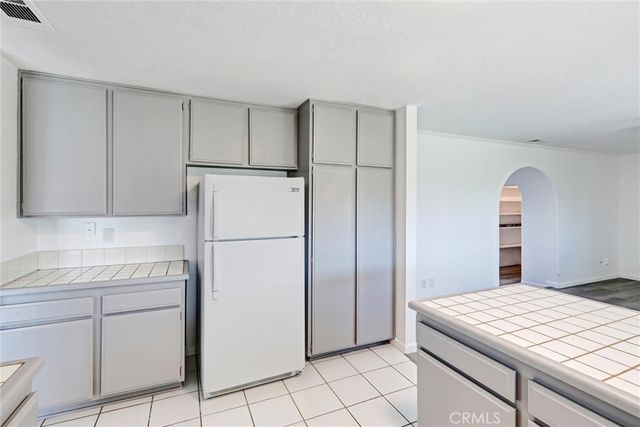 9210 TRAILHEAD, Jurupa Valley, CA 92509