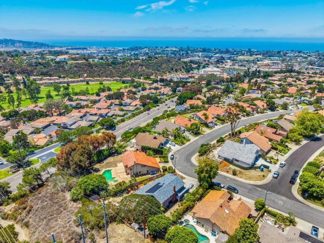 1141 Cerro Largo Dr, Solana Beach, CA 92075