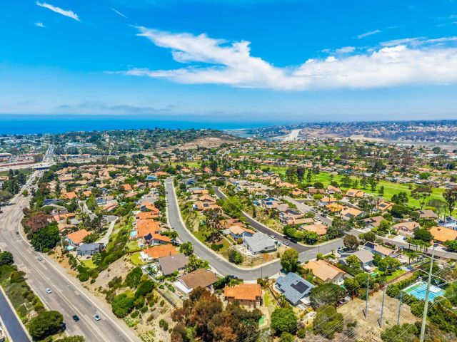 1141 Cerro Largo Dr, Solana Beach, CA 92075