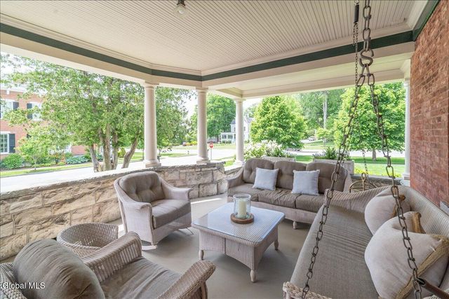 720 N Broadway, Saratoga Springs, NY 12866