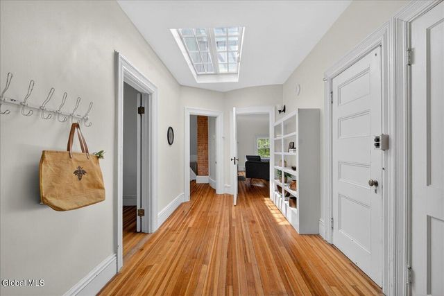 720 N Broadway, Saratoga Springs, NY 12866