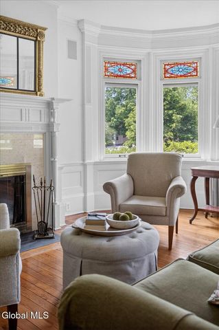 720 N Broadway, Saratoga Springs, NY 12866
