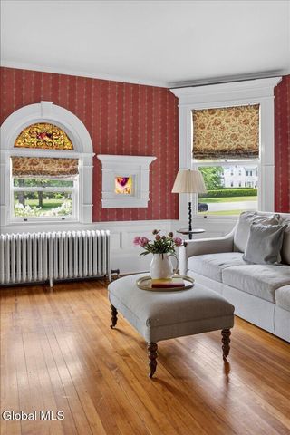 720 N Broadway, Saratoga Springs, NY 12866